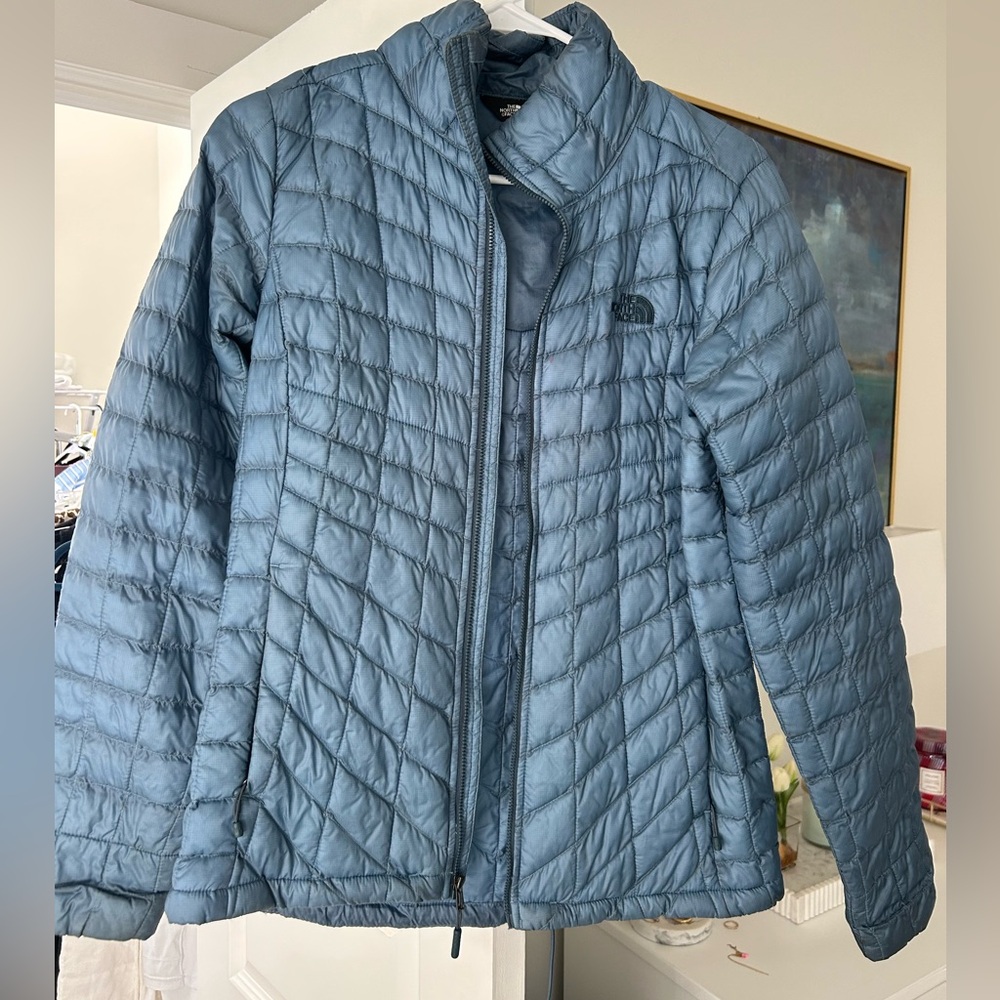 Northface blue puffer jacket